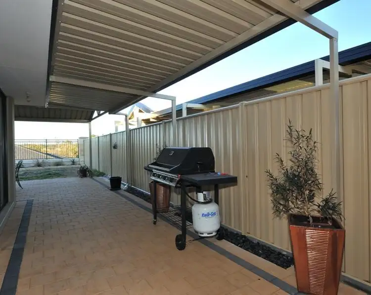 Fifth view of Homely house listing, 14 Brookeby Heights, Leda WA 6170