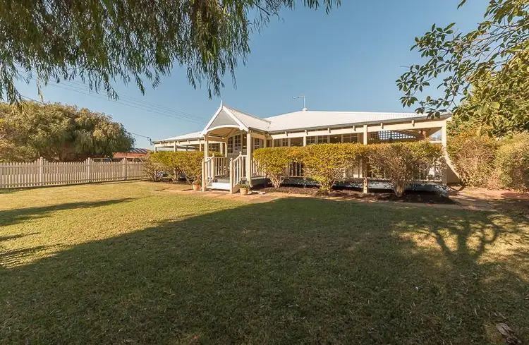 7 Arthur Road, Safety Bay WA 6169