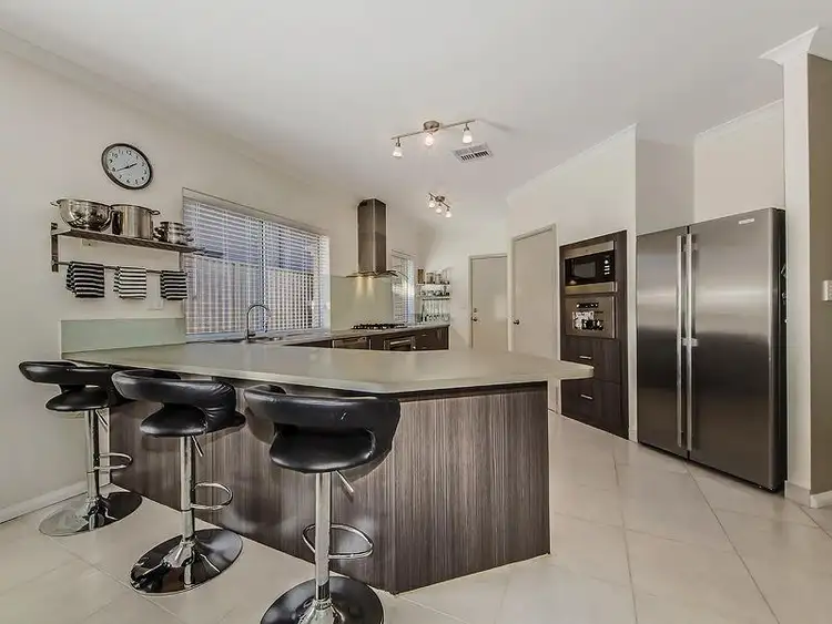 Fifth view of Homely house listing, 6 The Hawthorns, Baldivis WA 6171