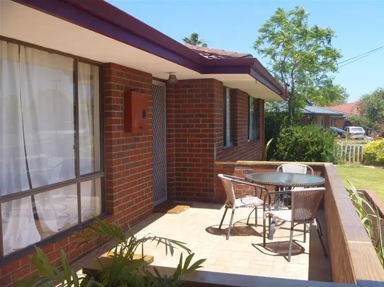 Second view of Homely house listing, 5 Willow Court, Cooloongup WA 6168