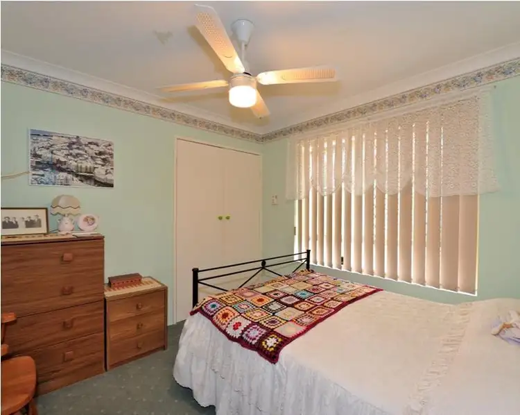 Fifth view of Homely house listing, 10 Greenlea Crescent, Warnbro WA 6169
