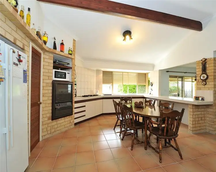 13 Benton Way, Safety Bay WA 6169