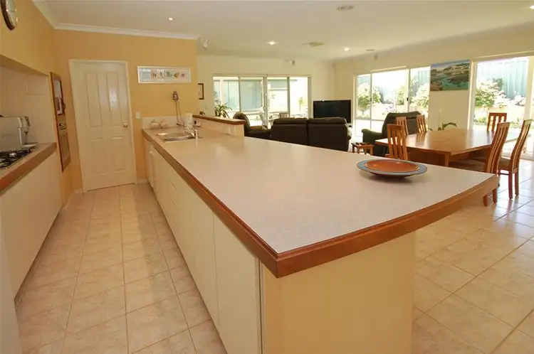 Sixth view of Homely house listing, 4 Capella Pass, Warnbro WA 6169