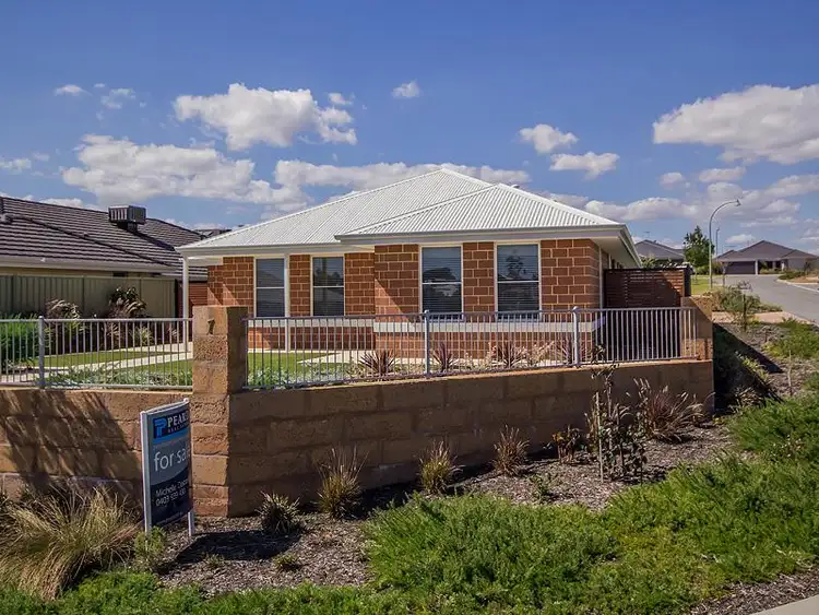 Second view of Homely house listing, 7 Colonial Boulevard, Baldivis WA 6171