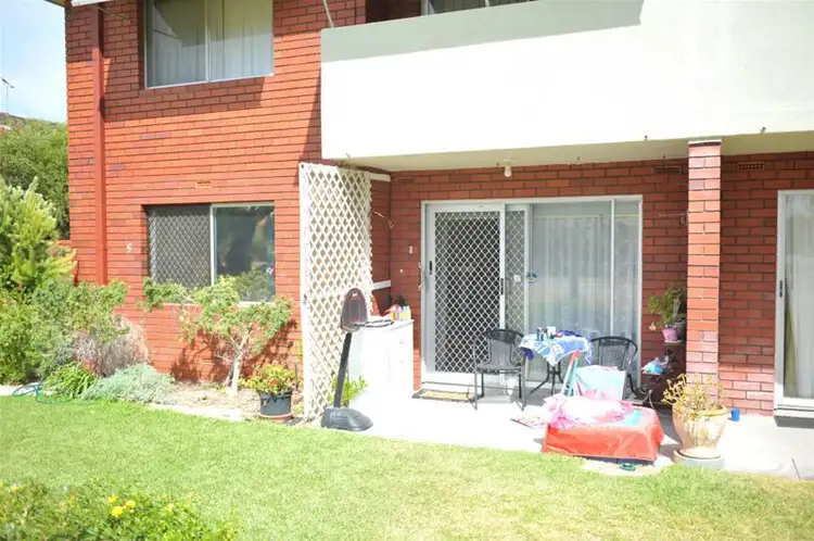 5/4 Minchinson Street, Shoalwater WA 6169