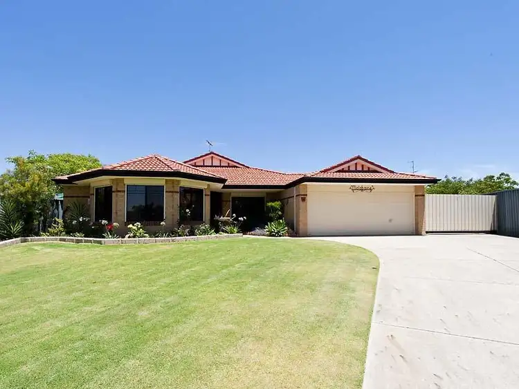 10 Olinda Court, Greenfields WA 6210