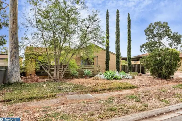 25 Mostyn Crescent, Salisbury East SA 5109