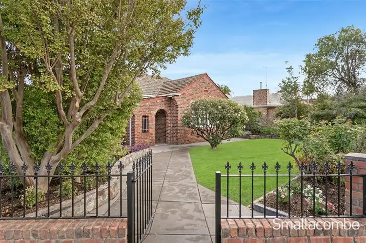 16 Winnall Street, Clapham SA 5062