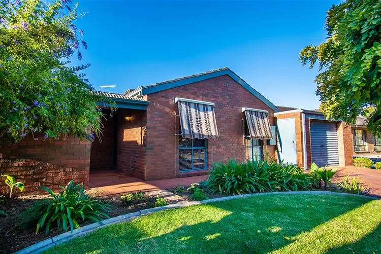 2/8 Semmens Crescent, Mildura VIC 3500