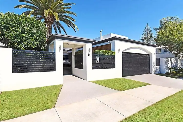 16 Salerno Street, Isle Of Capri QLD 4217