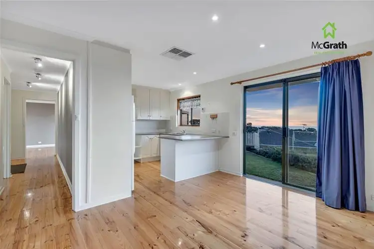 Fifth view of Homely house listing, 4 Kooraka Court, Hallett Cove SA 5158