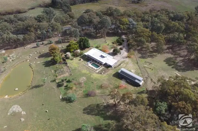 592 Beechworth Wodonga Road, Wooragee VIC 3747