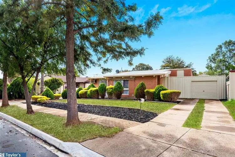 15 Cavenagh Street, Elizabeth Downs SA 5113