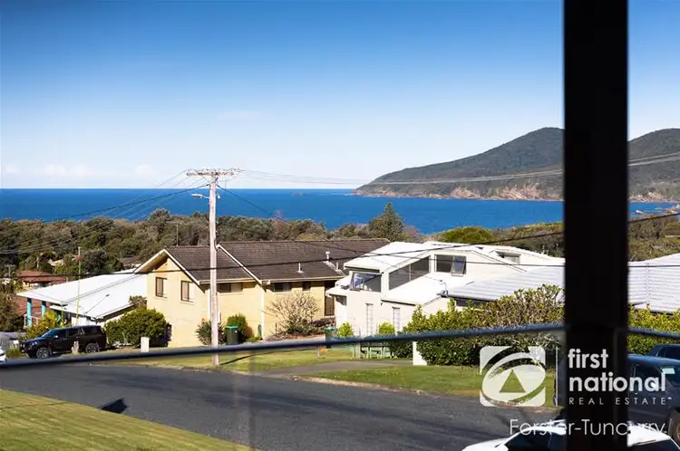 7 Sunbakers Drive, Forster NSW 2428