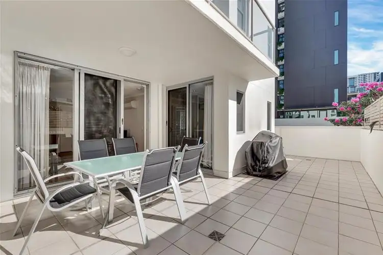 Fourth view of Homely apartment listing, 05/42 Cordelia Street, South Brisbane QLD 4101