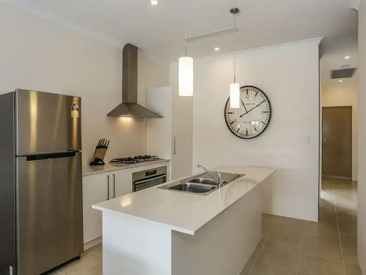 Fifth view of Homely house listing, 6 Lutea Lane, Jindalee WA 6036