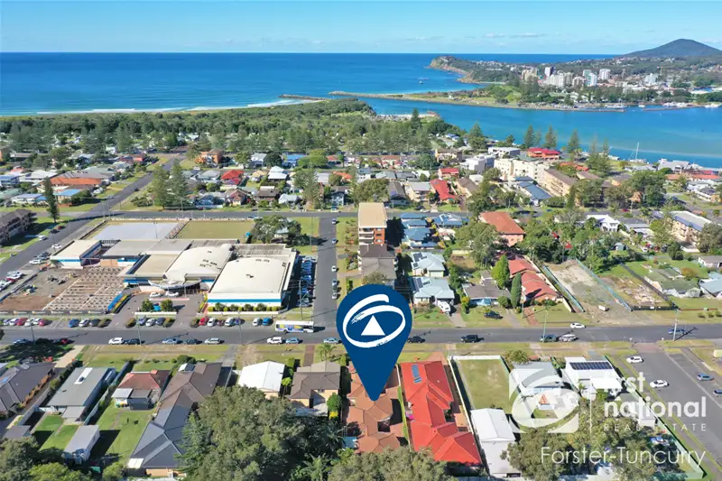 Main view of Homely villa listing, 2/18 Parkes Street, Tuncurry NSW 2428
