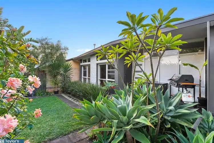 Fifth view of Homely house listing, 17 Oswald Crescent, Para Hills SA 5096