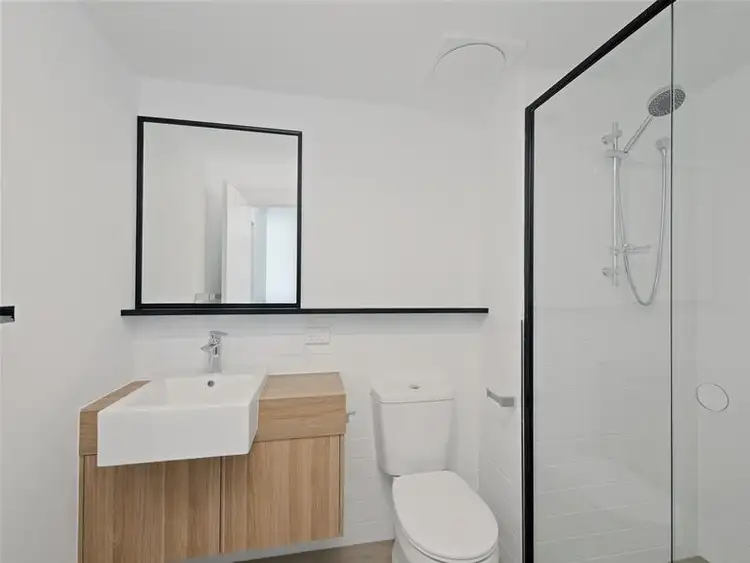 Fifth view of Homely apartment listing, 205/283 Logan Road, Greenslopes QLD 4120