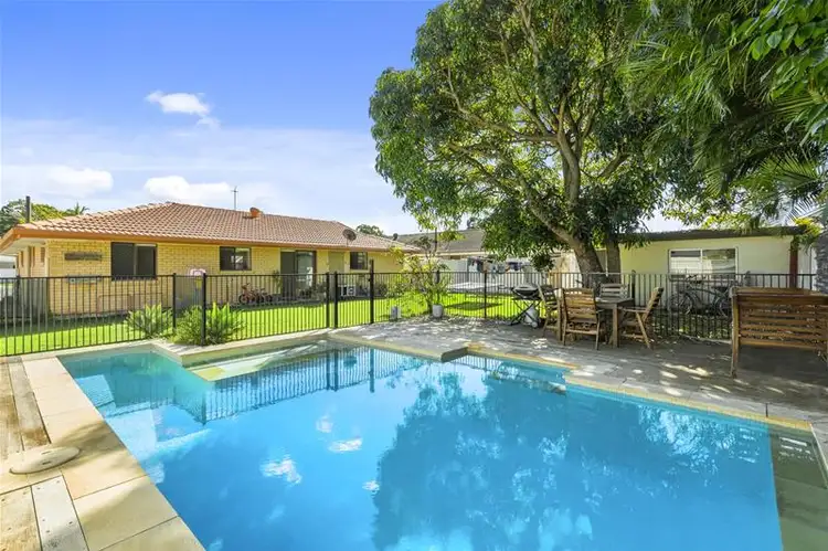 Second view of Homely house listing, 7 Ling Place, Palm Beach QLD 4221