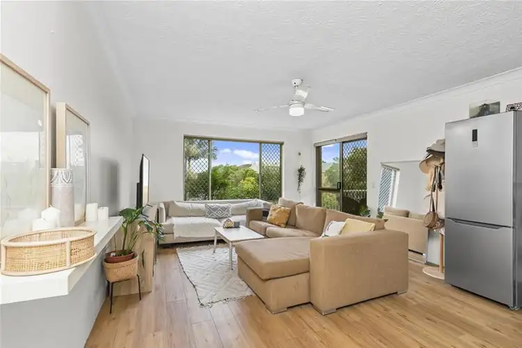4/11 Nalla Court, Palm Beach QLD 4221