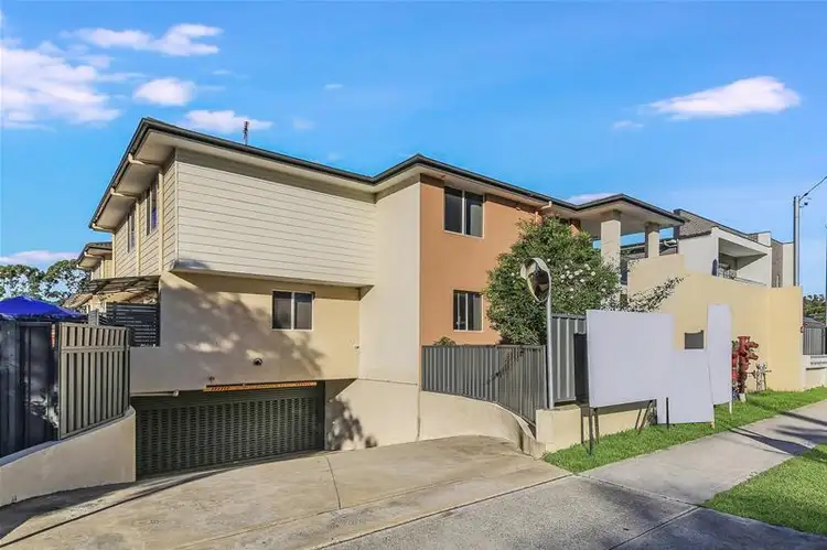 Main view of Homely townhouse listing, 4/217 Targo Road, Girraween NSW 2145