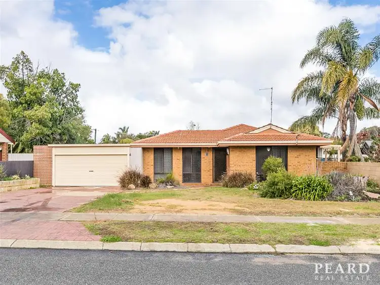 4 Bellanger Drive, Beldon WA 6027