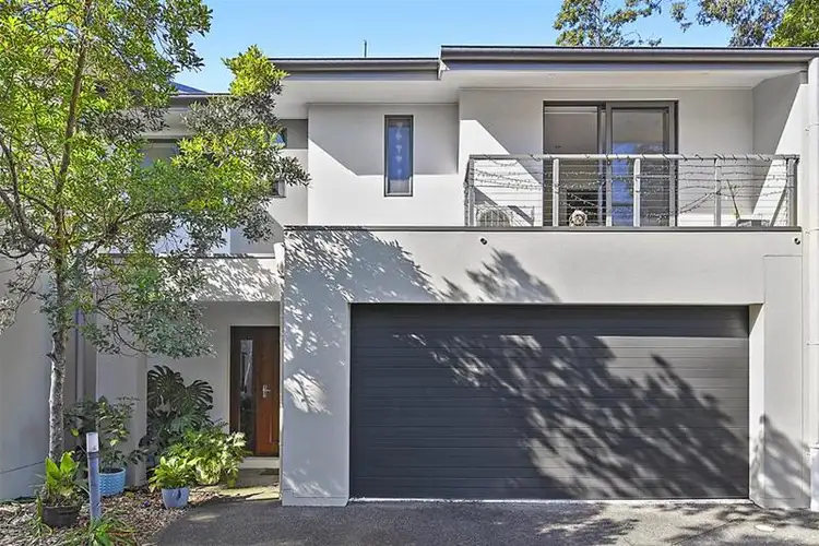 2/75 Benowa Road, Southport QLD 4215