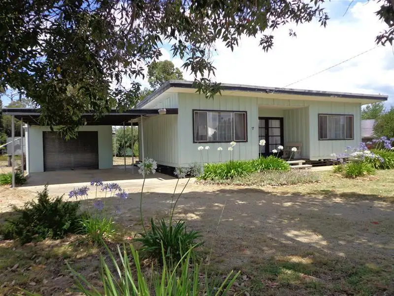 Main view of Homely house listing, 17 Koala Court, Loch Sport VIC 3851