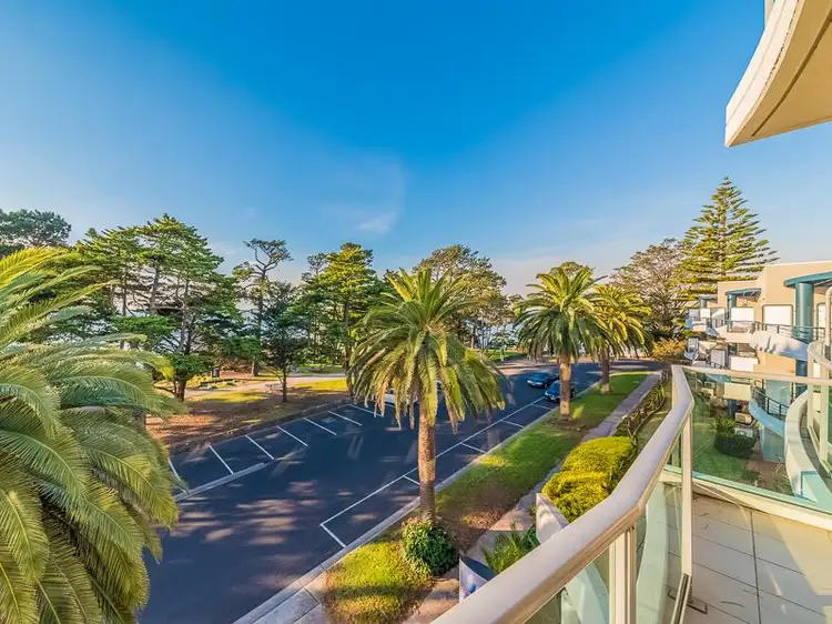 344/1-3 The Esplande, Cowes VIC 3922