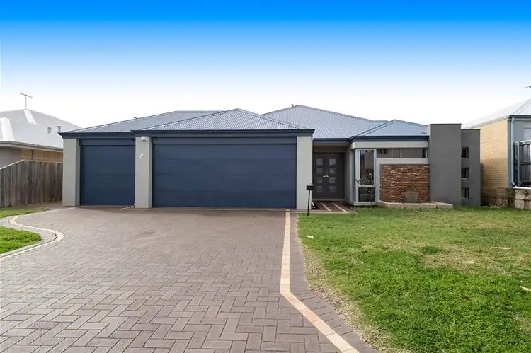 37 Marsdenia Road, Halls Head WA 6210