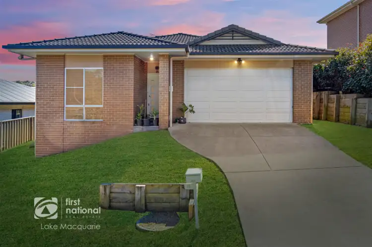 11 Nithsdle Street, Cameron Park NSW 2285