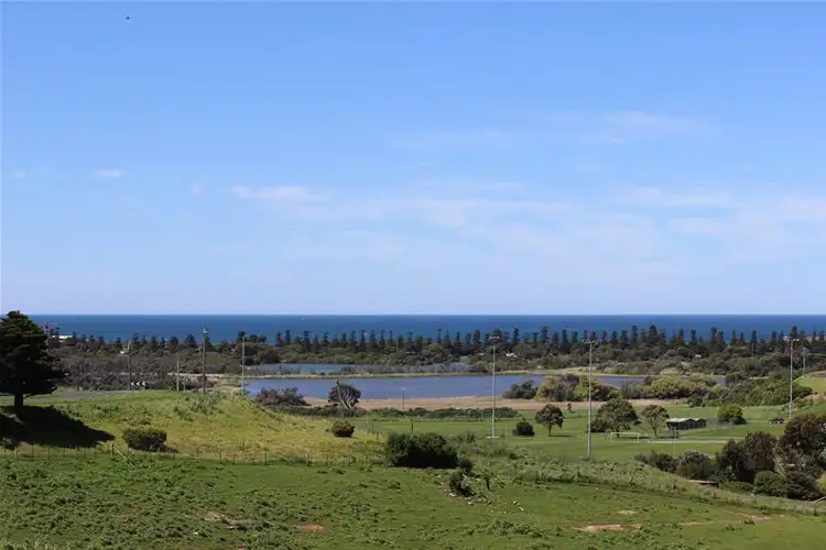 Fifth view of Homely house listing, 4/288 Merri Crescent, Warrnambool VIC 3280