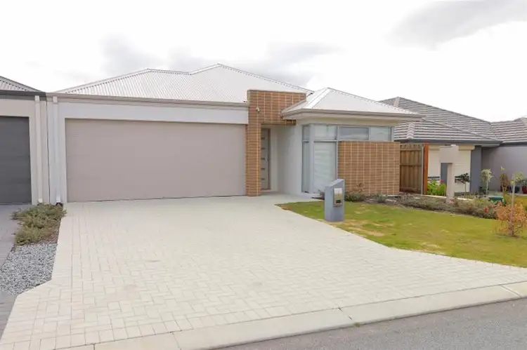 11 Midgegooroo Street, Ellenbrook WA 6069