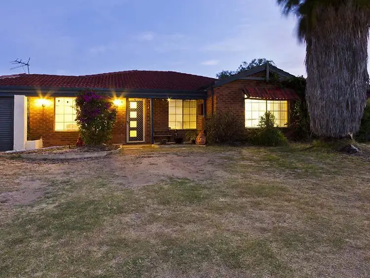 18 Sayer Crescent, Gosnells WA 6110