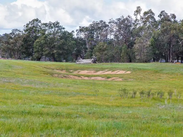 39 The Springs Road, Gidgegannup WA 6083