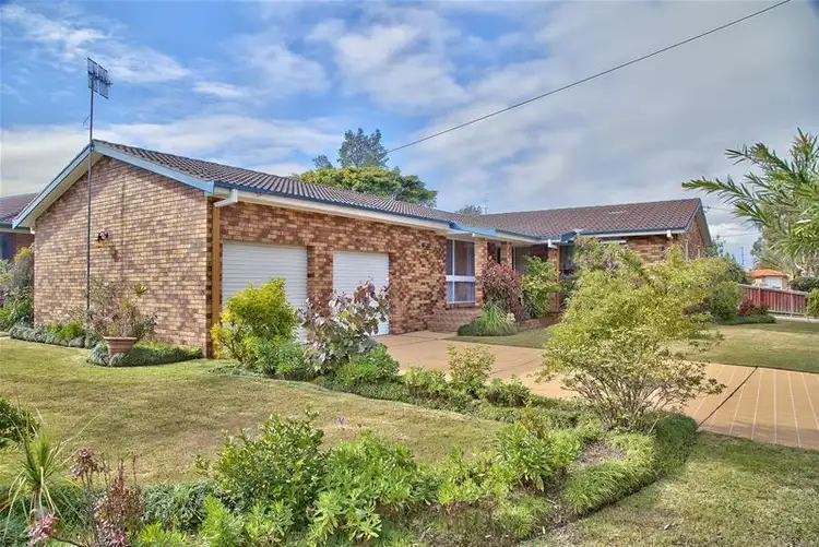 8 Melaleuca Street, Killarney Vale NSW 2261