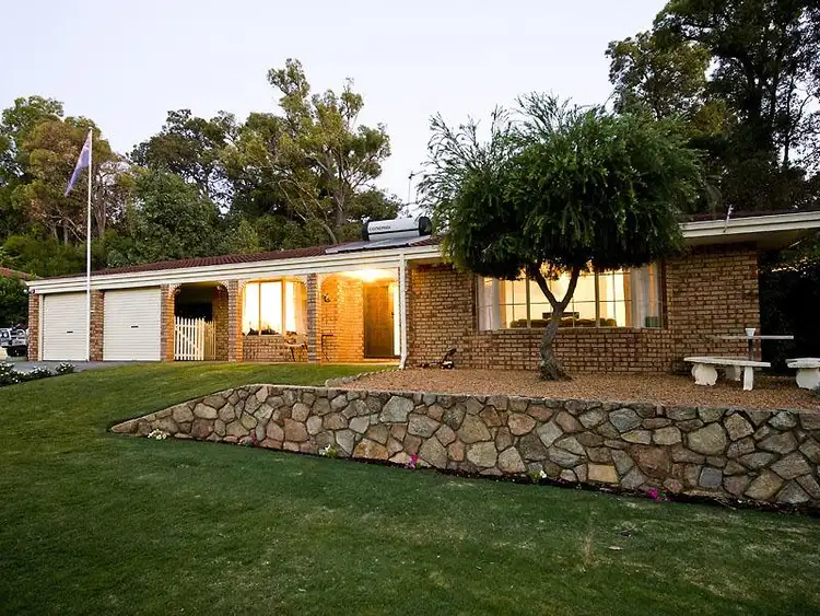 730 Brookton Highway, Roleystone WA 6111