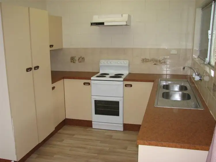 Fifth view of Homely house listing, 2 Eureka Street, Manunda QLD 4870