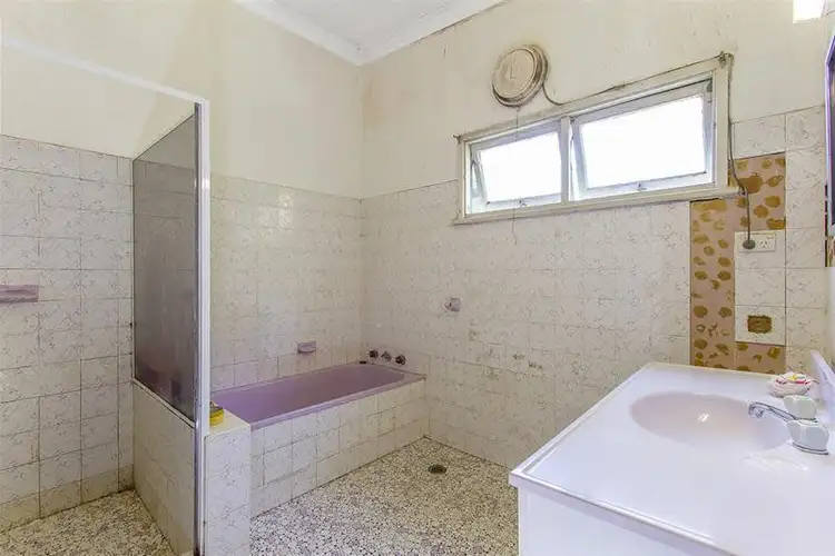 Sixth view of Homely house listing, 6 South Street, Killarney Vale NSW 2261