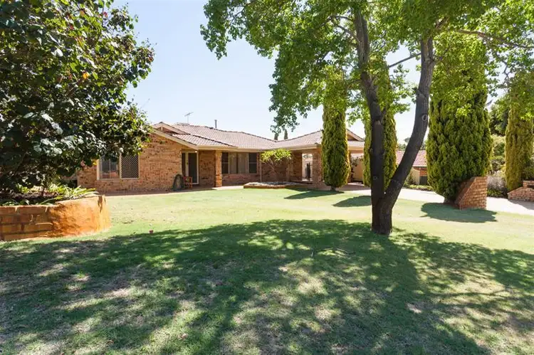 8 Jarrah Place, Woodvale WA 6026