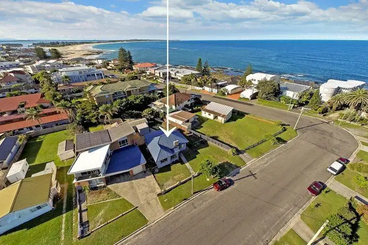 Second view of Homely house listing, 123 Ocean Parade, Blue Bay NSW 2261