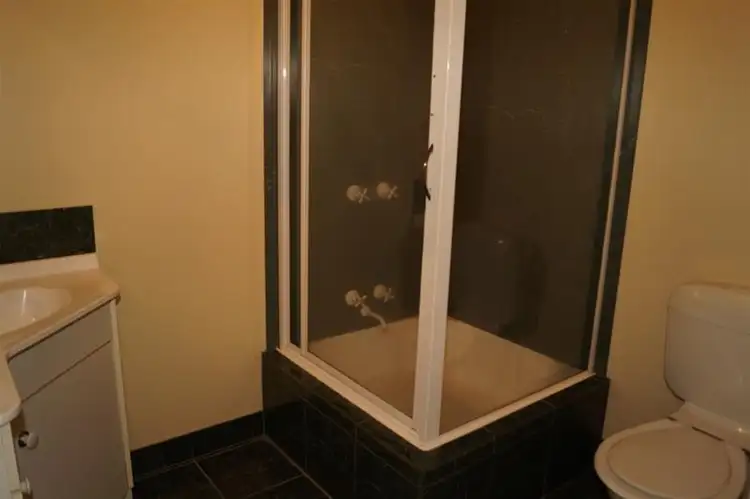Sixth view of Homely house listing, 28 Murray Avenue, Numurkah VIC 3636