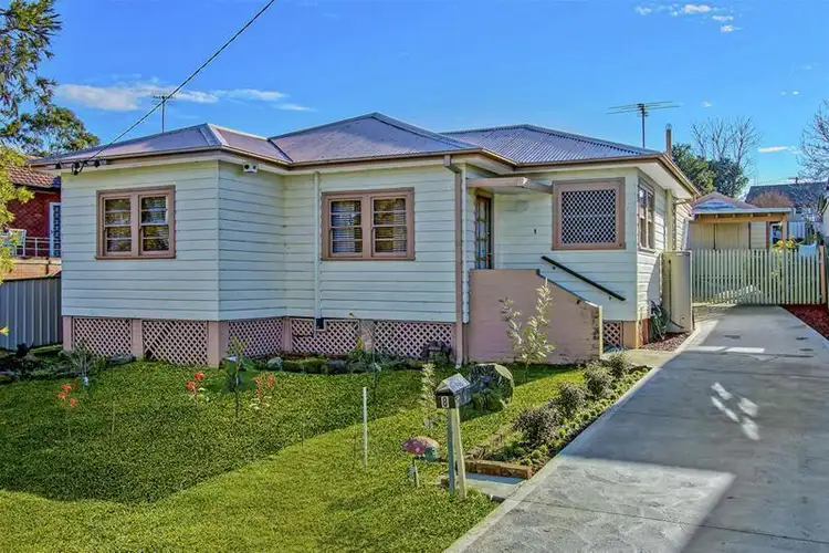 8 Jennings Road, Wyong NSW 2259