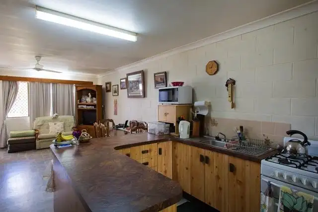 Sixth view of Homely semi-detached listing, 16 Violet Crescent, Rasmussen QLD 4815