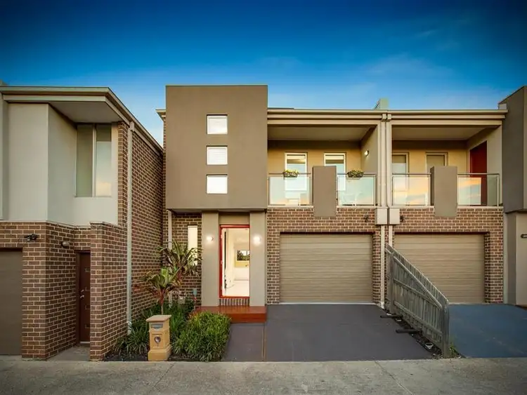 7 Leopold Lane, Point Cook VIC 3030