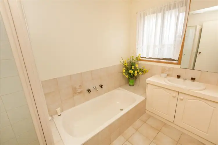 Seventh view of Homely unit listing, 4/9 Ridge Court, Mildura VIC 3500