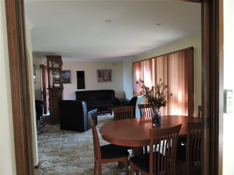 Second view of Homely house listing, 19 Sutherland Court, Endeavour Hills VIC 3802