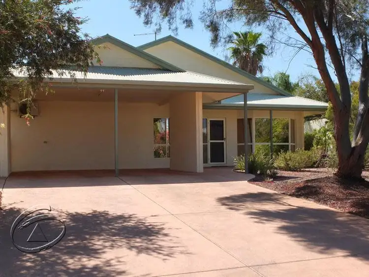 14 Delahunty Court, Desert Springs NT 870