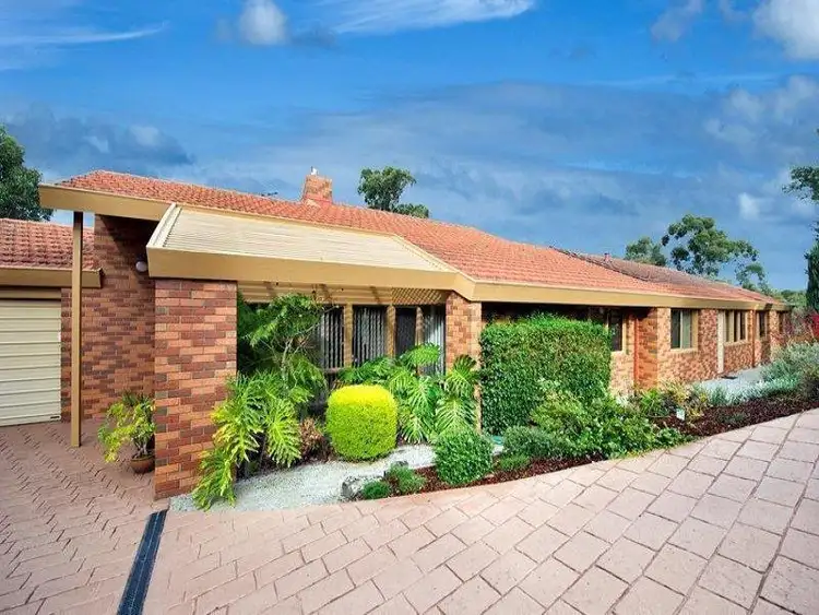 13-15 Waterview Court, Croydon Hills VIC 3136
